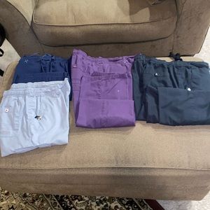 4pair Laura Ashley scrub pants